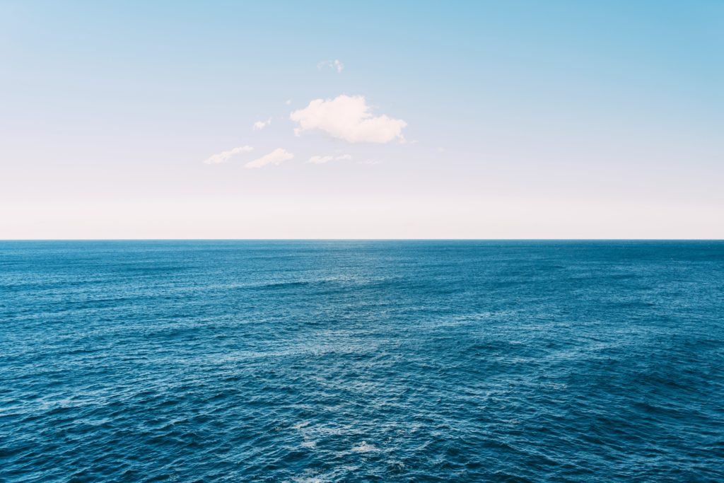 「潮裏」を制する者は釣果を制す！魚の隠れ家を見つける3つの方法