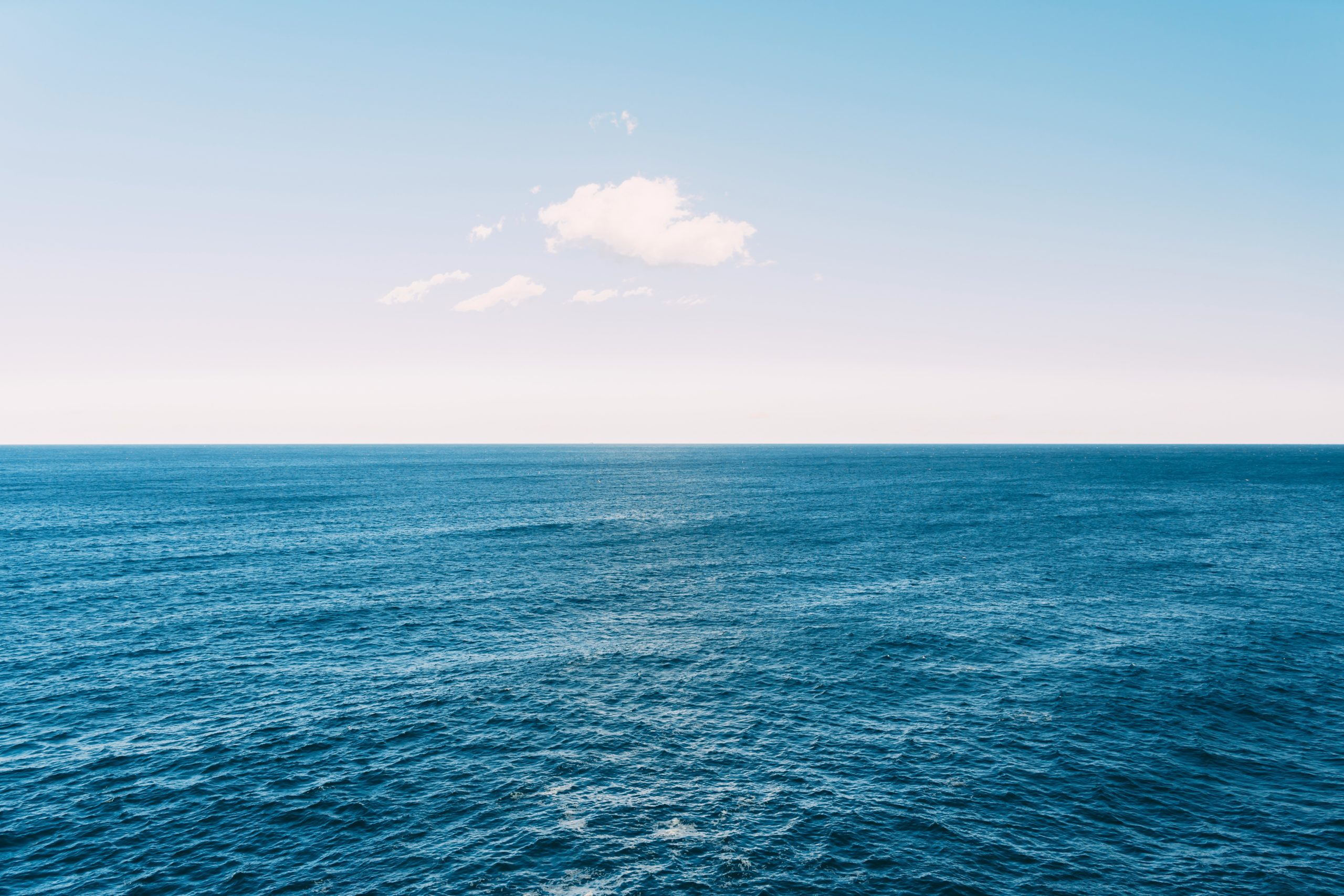 「潮裏」を制する者は釣果を制す！魚の隠れ家を見つける3つの方法